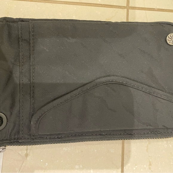 Athleta clutch - Picture 3 of 5